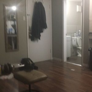 Meet your Posher, Devin